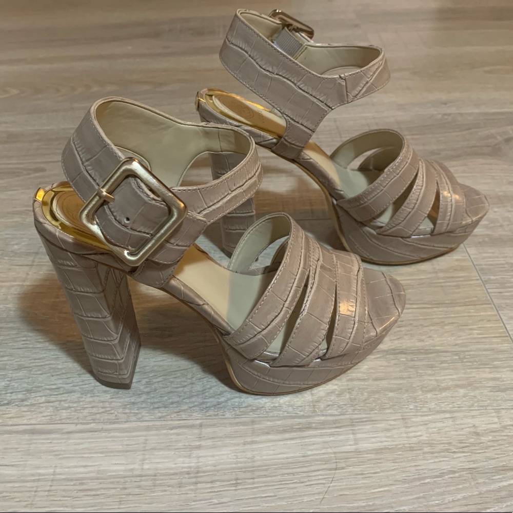 Guess Block Heel - image 2